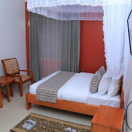 Fort Heights Homestay Fort Portal الغرفة الصورة