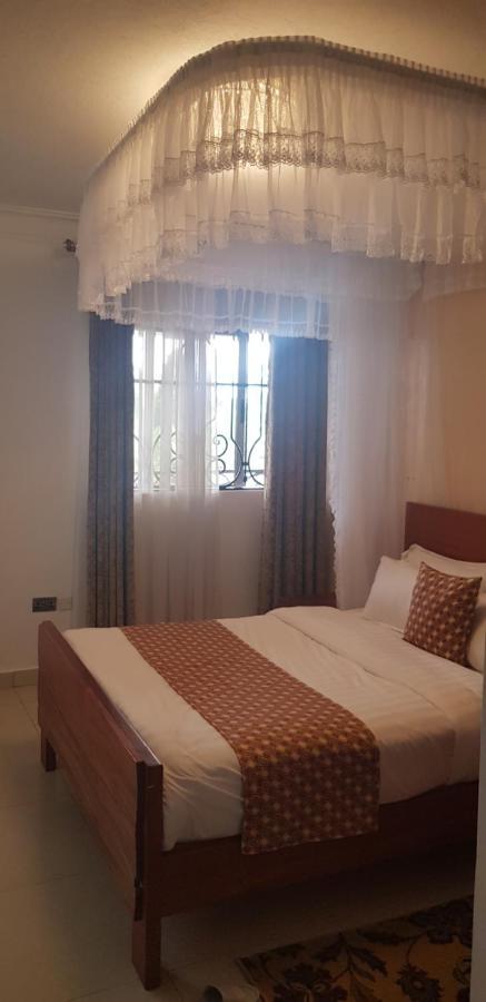 Fort Heights Homestay Fort Portal المظهر الخارجي الصورة