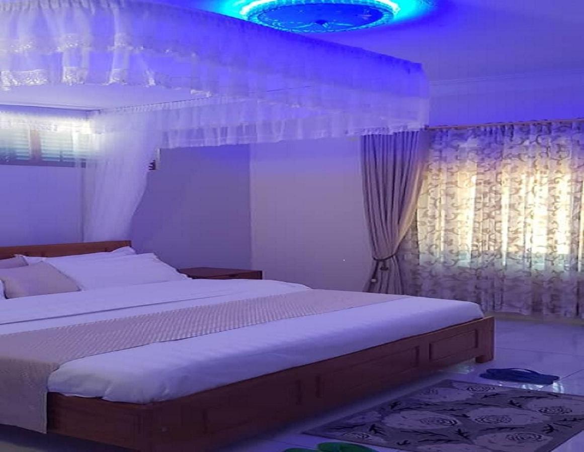 Fort Heights Homestay Fort Portal المظهر الخارجي الصورة